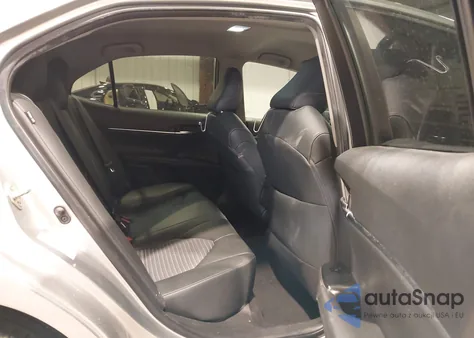 2018 Toyota Camry Se z USA, uszkodzony, nr VIN 4T1B11HK3JU620722